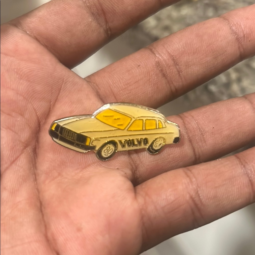 Vintage Volvo Car collectible Pin Badge